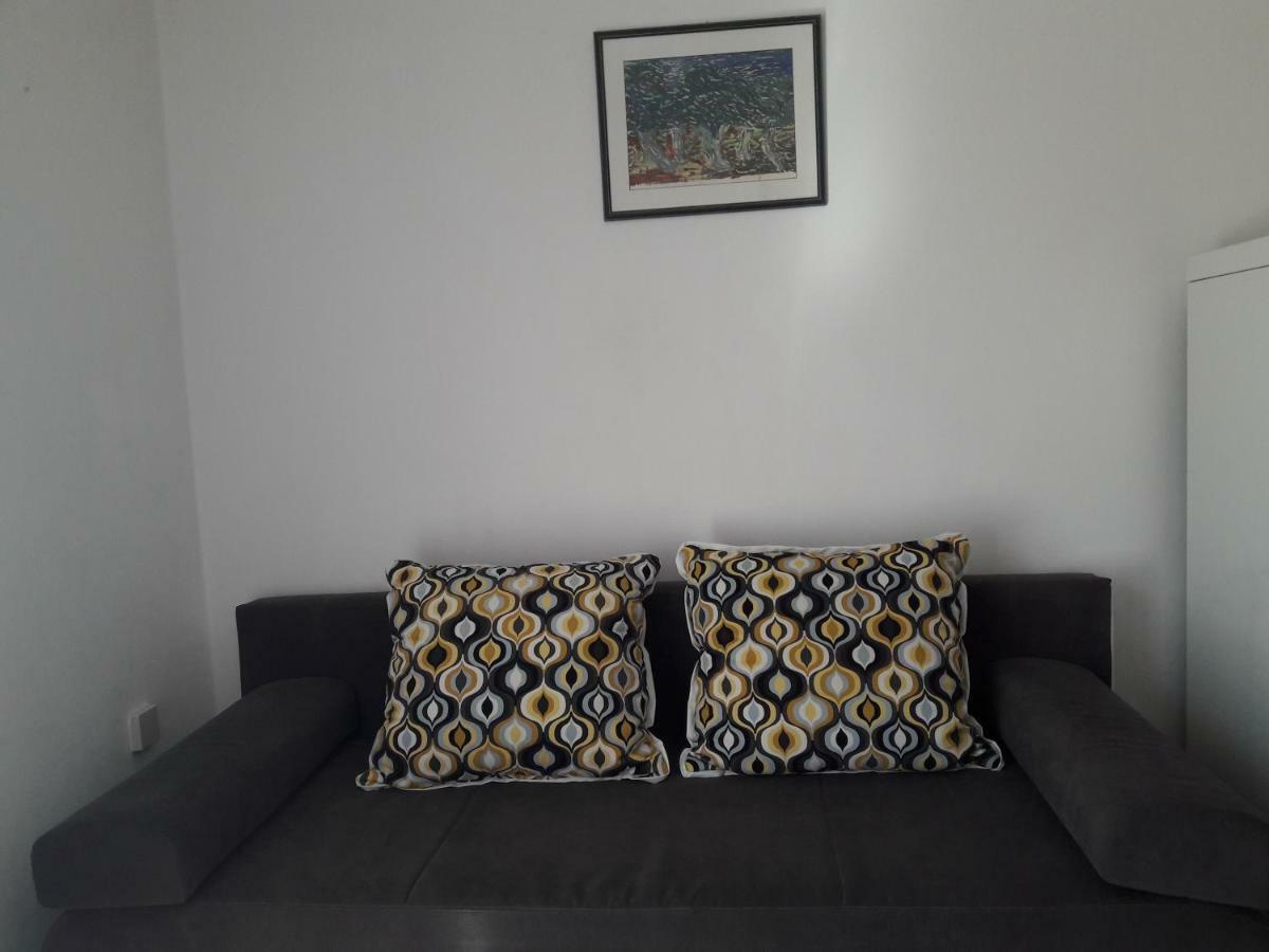Apartments Merica Новалья Экстерьер фото
